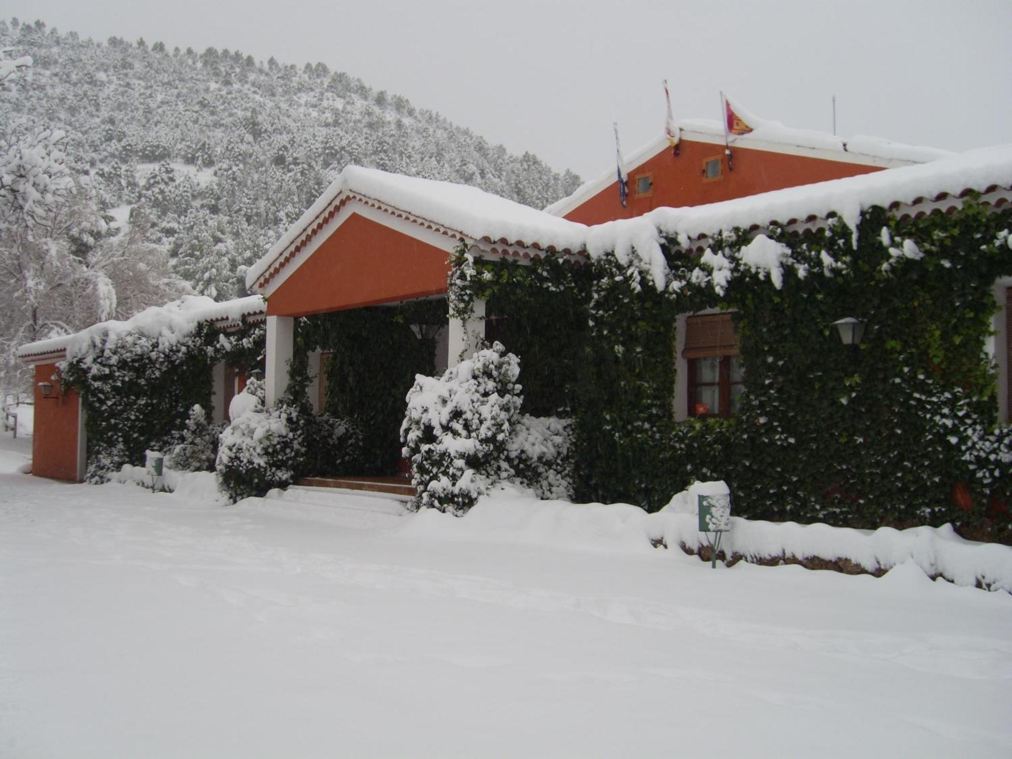 Hospedium Hotel Val De Pinares Bogarra Exterior photo